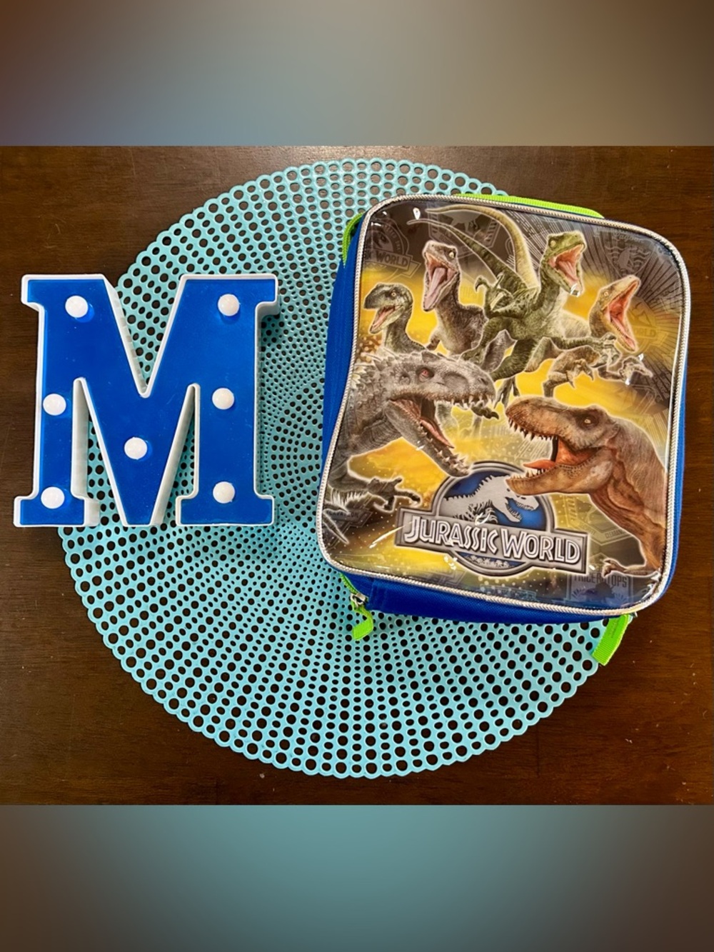 2016 Jurassic World Insulated Lunchbox / Lunch Bag, Raptors Design